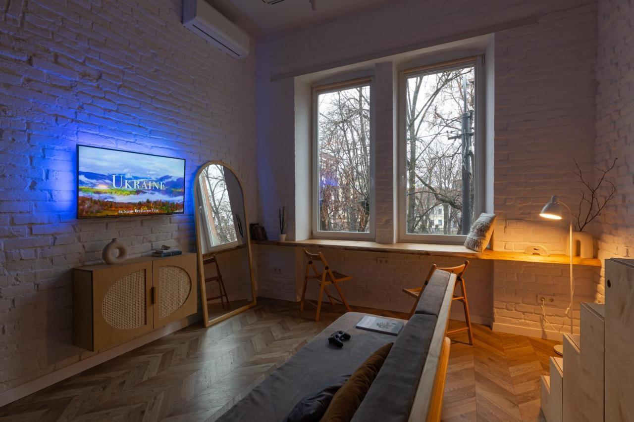 Passage Apartment Ivano-Frankivszk Kültér fotó
