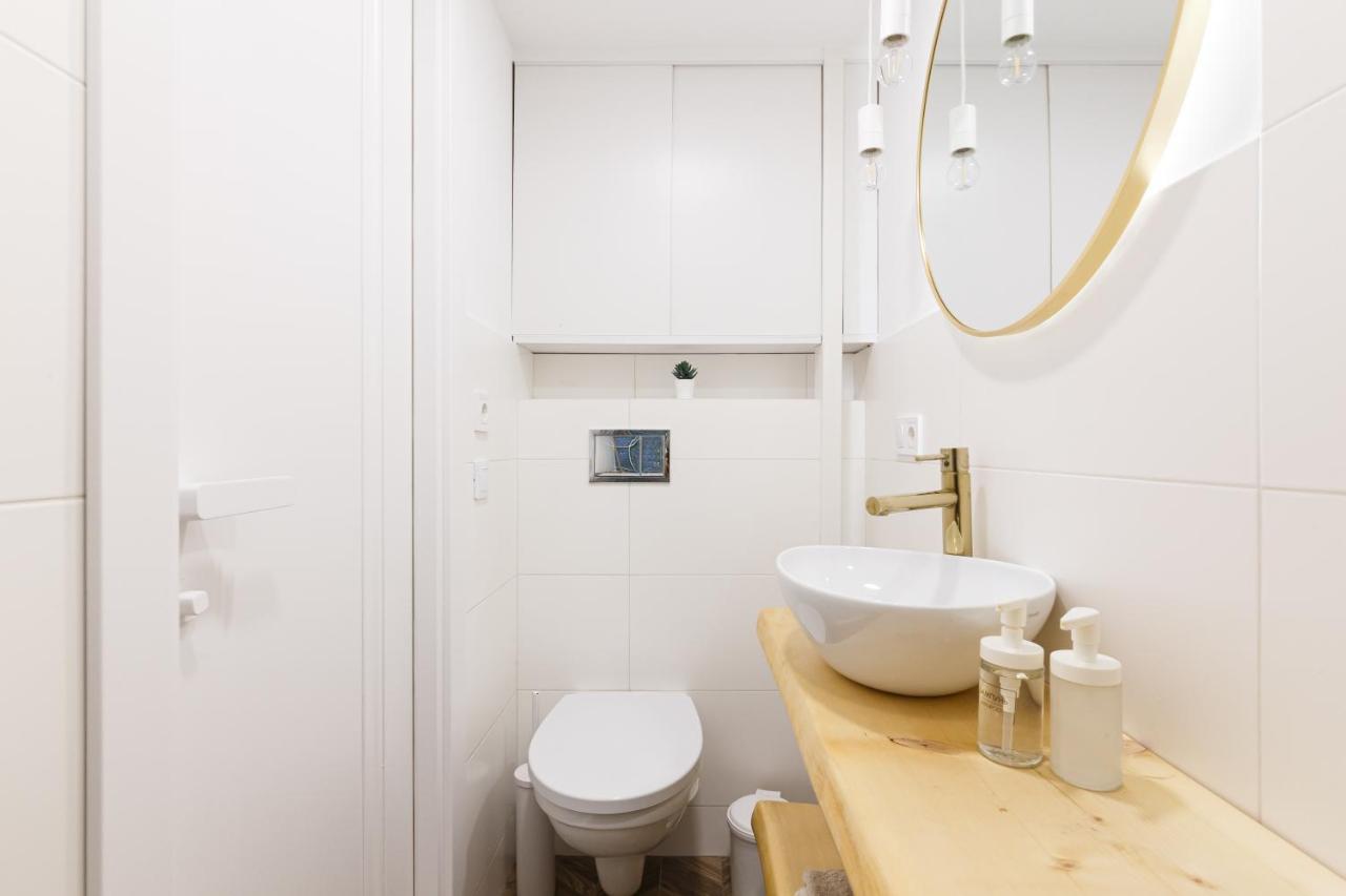 Passage Apartment Ivano-Frankivszk Kültér fotó